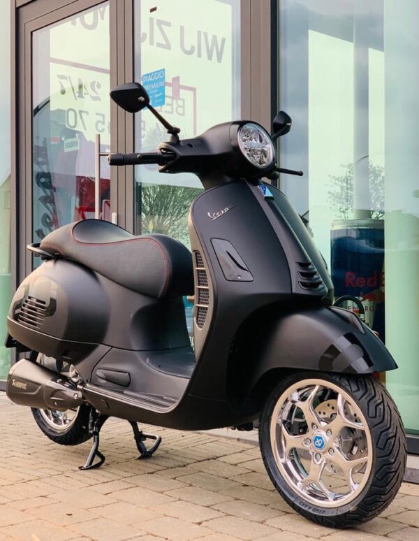 GTS 300 E5 SuperTech custom - Afbeelding 3