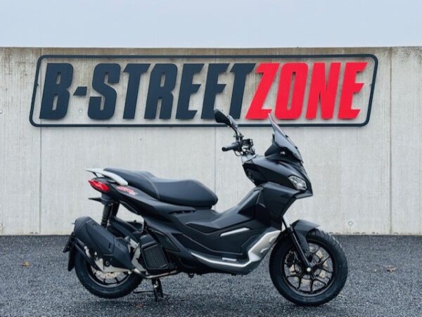Aprilia SR-GT 125 ABS