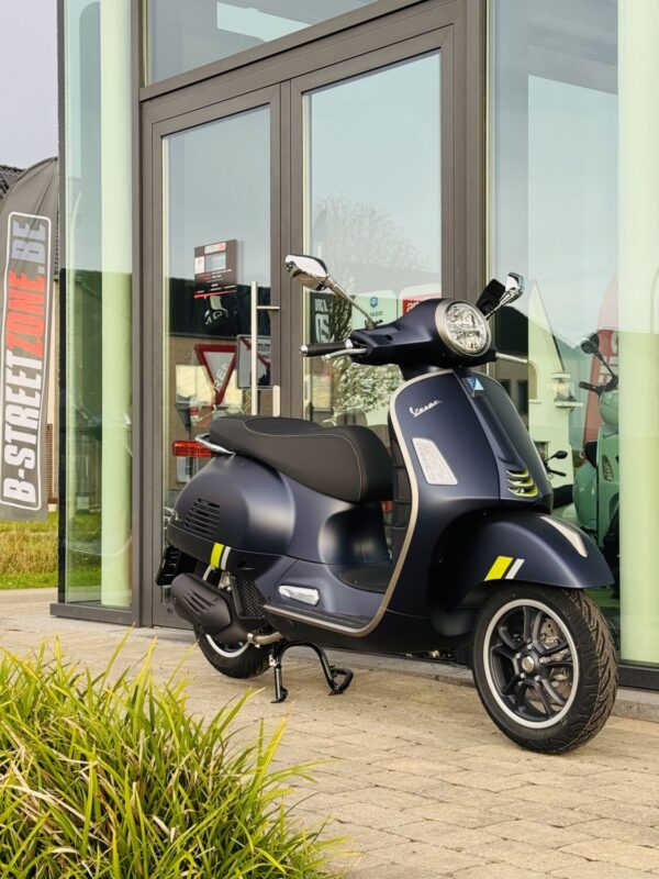 Vespa Gts Supertech 125 RST22 Blue Ene Met Mat - Afbeelding 3