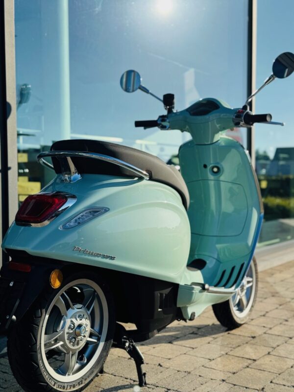 Vespa Primavera Elettrica Verde 350/A 45km/u - Afbeelding 2