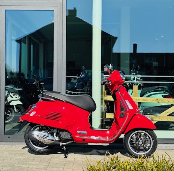 Vespa Gts Super 125 - Afbeelding 4