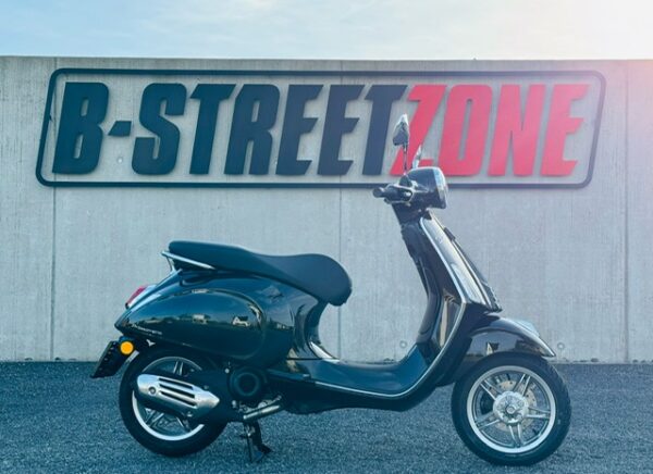 Vespa Primavera Nero Convinto