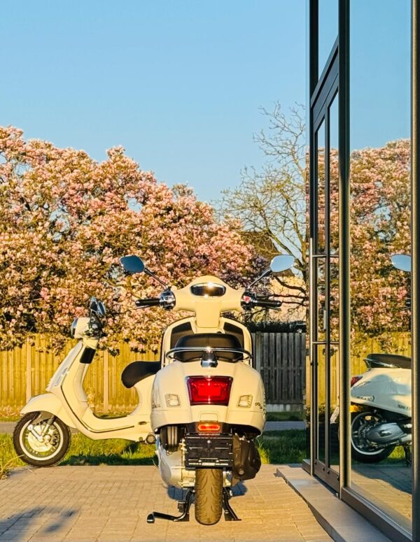 Vespa Gts Super 310 - Afbeelding 2