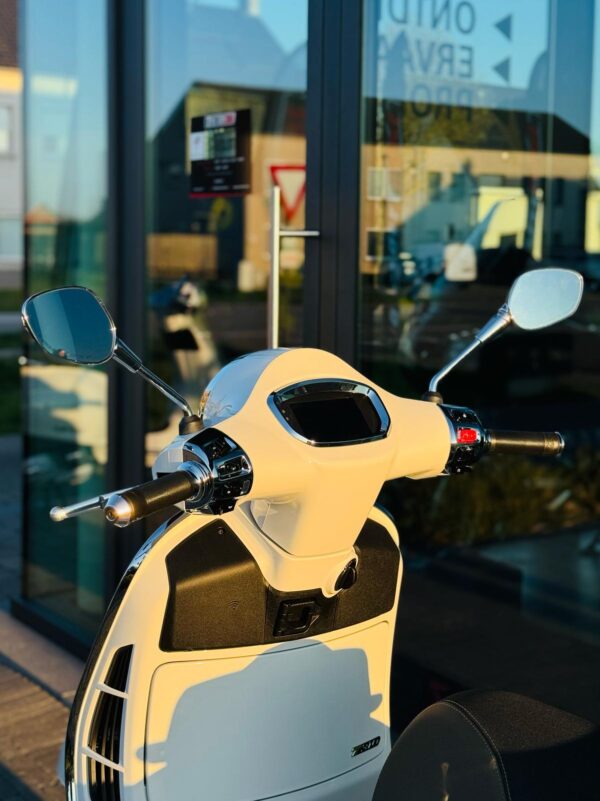 Vespa Gts Super 310 - Afbeelding 3