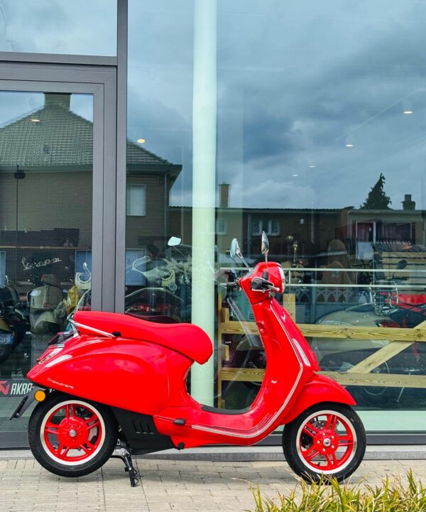 Vespa Primaavera Elettrica - Afbeelding 3
