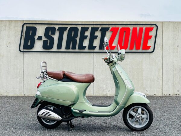 Vespa LXV 125 Portofino