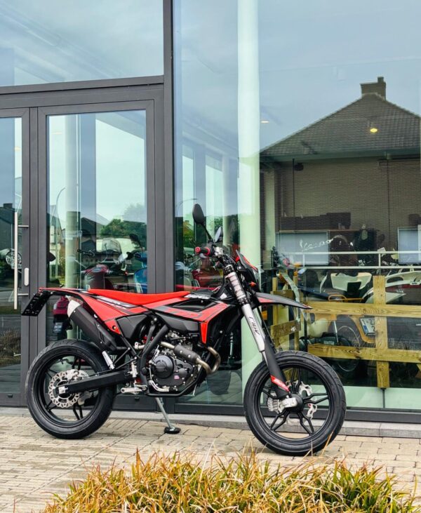 Beta Motard RR 4T 125 T - Afbeelding 6