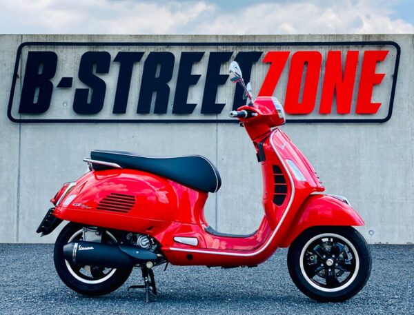 Vespa Gts 300 Super E5 Rosso Corag 894