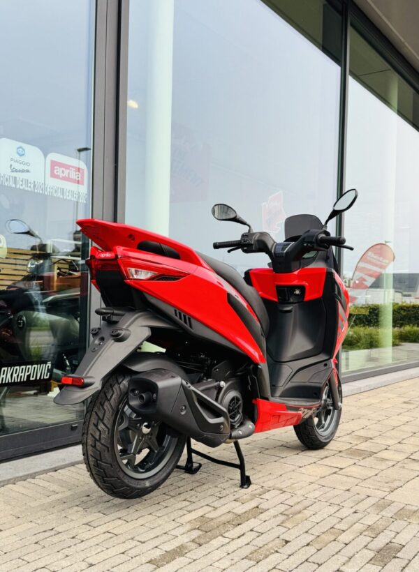 Aprilia SXR 50 Sport - Afbeelding 2