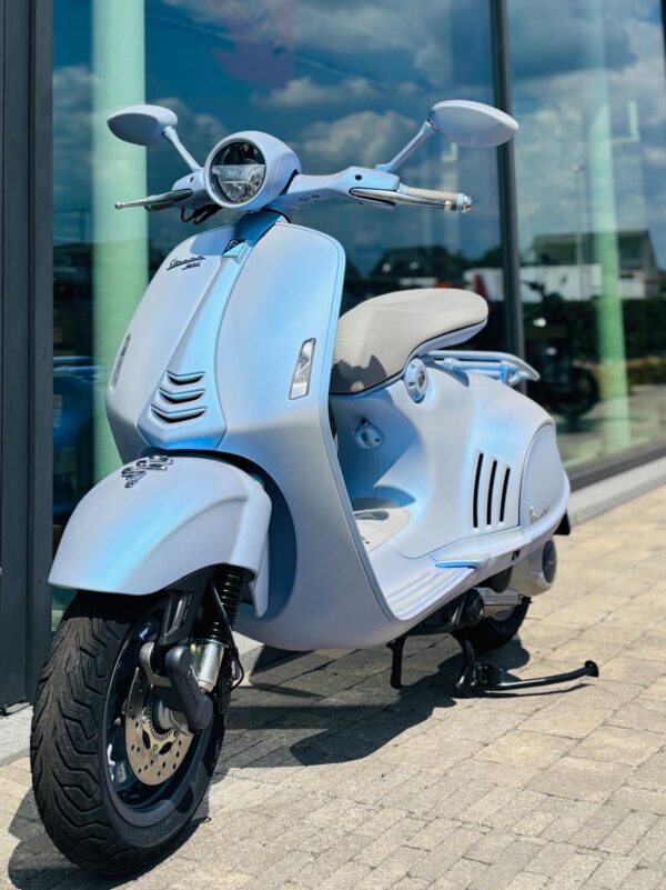 Vespa 946 125 Snake - Afbeelding 13