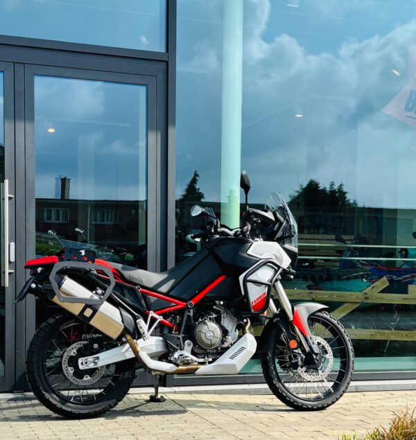 Aprilia Tuareg 660 Hailstorm white - Afbeelding 3