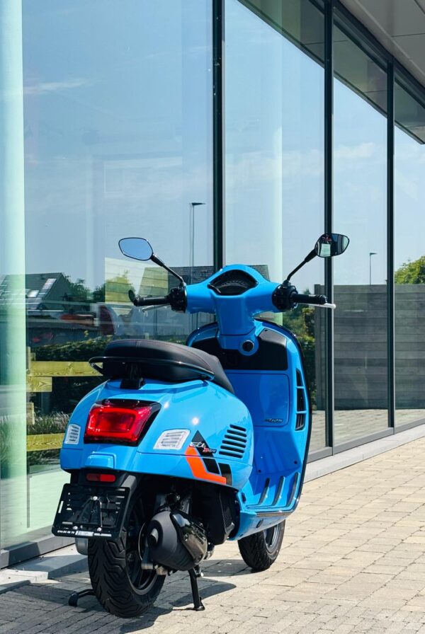 Vespa GTS Super 125 - Afbeelding 2