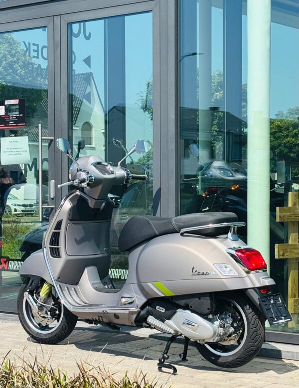 Vespa GTS Supertech 125cc - Afbeelding 8