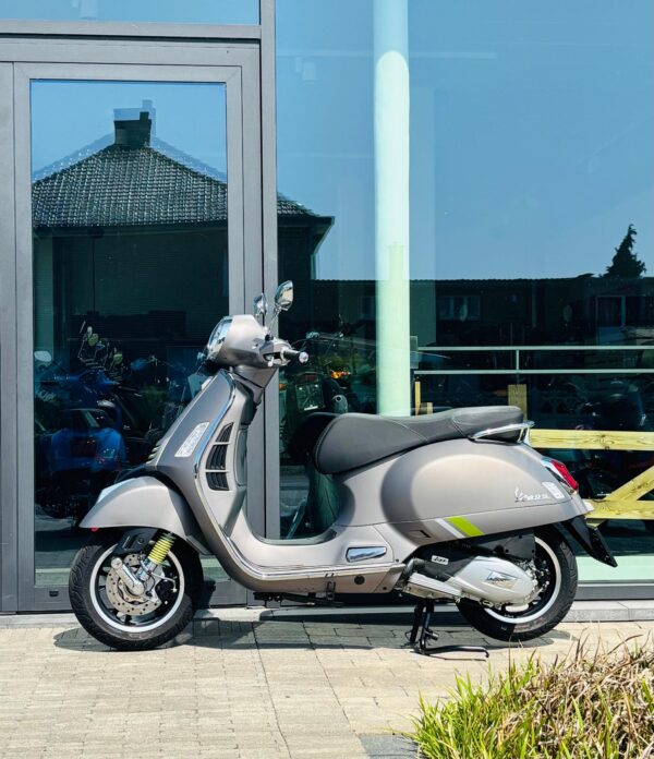Vespa GTS Supertech 125cc - Afbeelding 9