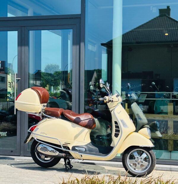 Occ. Vespa GTV 125 c Siena 552 2008 - Afbeelding 3