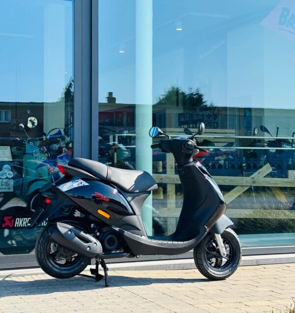 Piaggio Zip - Afbeelding 3