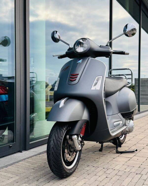 VESPA GTS "SUPERSPORT" 300 TITANIO - Afbeelding 9